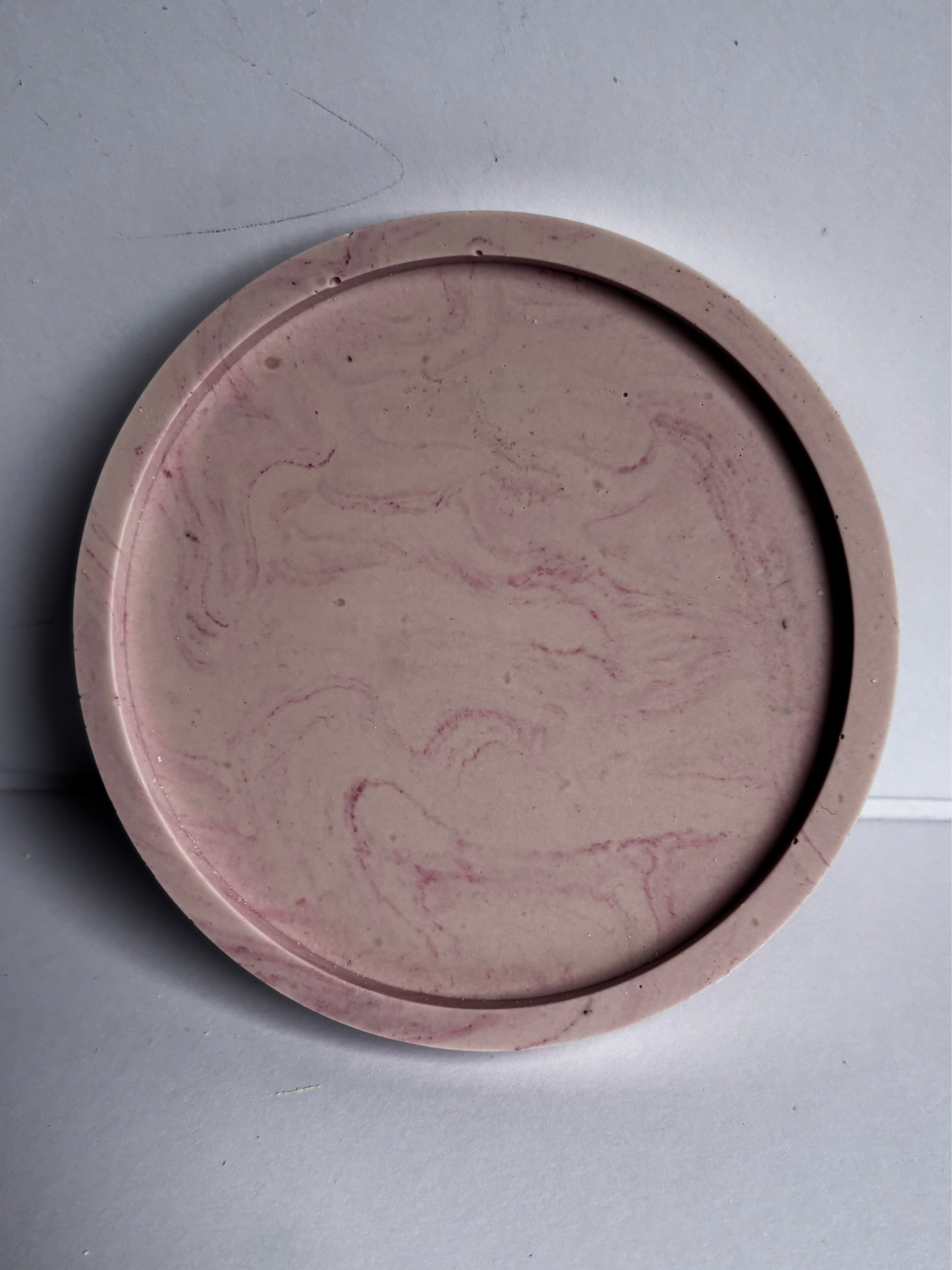 Baby pink round tray