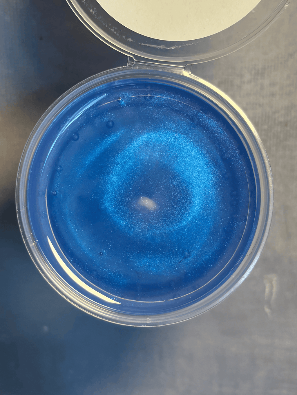 Close up of Greek summer gel wax melt 