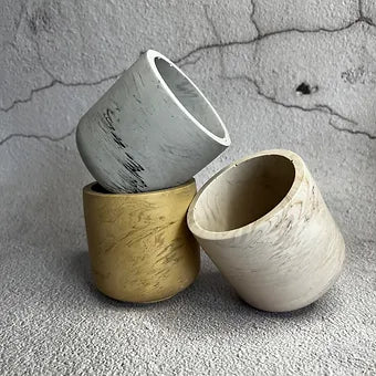 picture of 3 marble pots 