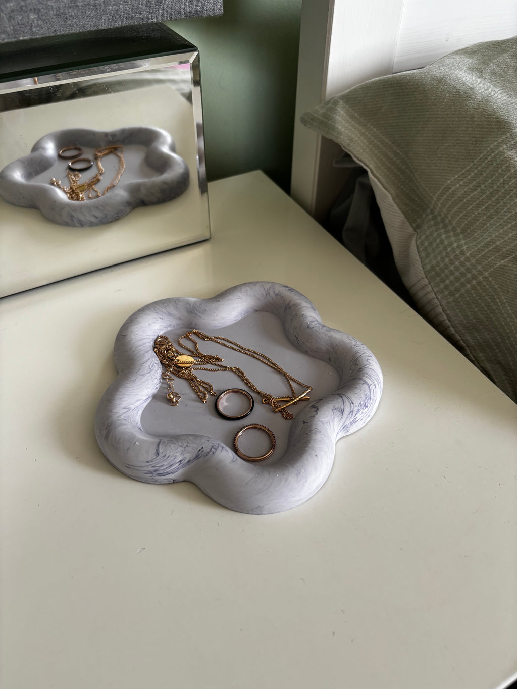 lavender tray with jewellery on 