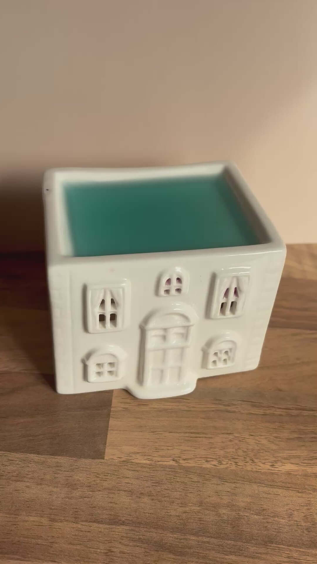 St Ives melt peeling out of wax burner 