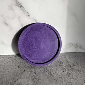 purple round tray